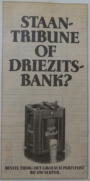 partyfust - Staantribune of of driezitsbank?