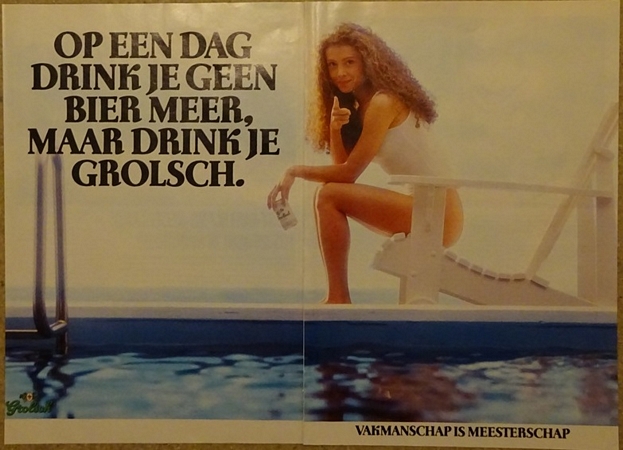Op een dag - Vrouw bij zwembad