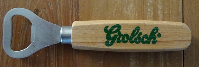 opener met houten handvat