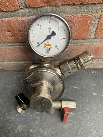 manometer