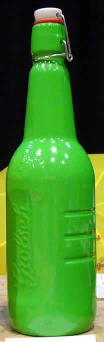 Groene beugelfles