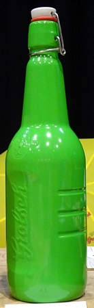 Groene beugelfles