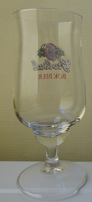 Bokbier ( bok wit / donkerbruin)   