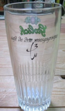 Café de drie Weesgegroetjes (tekst kleiner) 