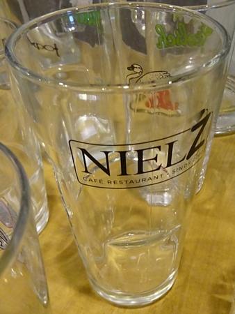 Nielz cafe restaurant sinds 2002 