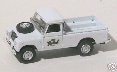 Land Rover Series III 109 - wit