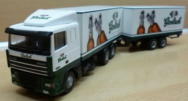 DAF 95 XF vrachtwagen met aanhanger  3 beugels